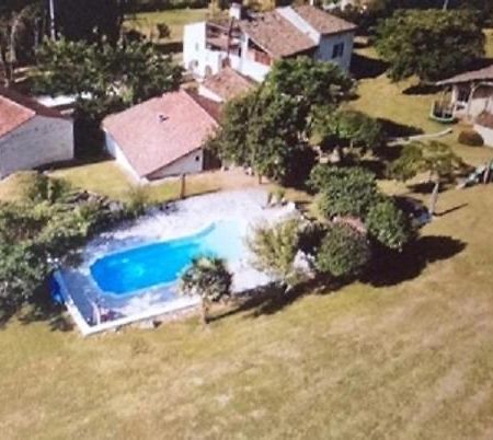 Prune D'Ente - B&B Las Coussoulesses Anthe Bagian luar foto